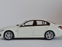 1:18 Paragon Models BMW 335I F30 2011 Blanco. Subida por Ricardo